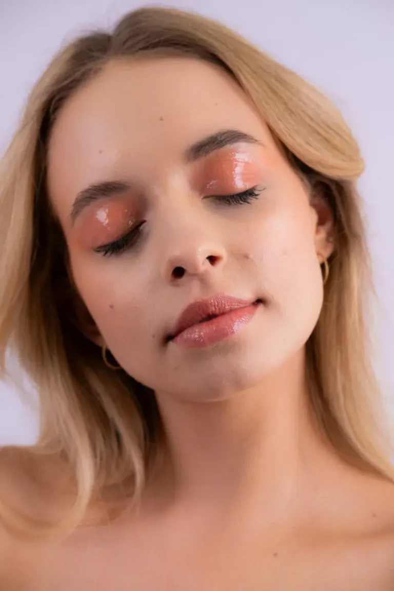 sleeping beauty — CLAIRE Magazine, September 2024