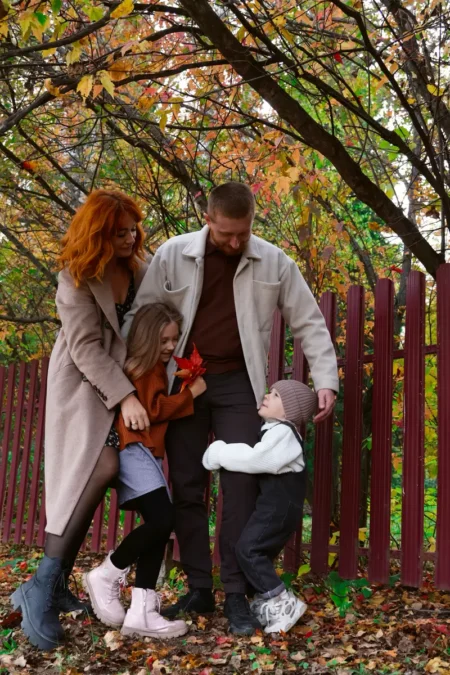 теплые моменты семь в осенних красках осени — CLAIRE Magazine, October 2024