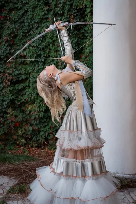 The daring Archer — CLAIRE Magazine, November 2024
