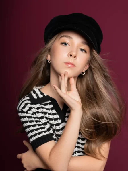 Hollywood Stars Center — CLAIRE Magazine, October 2025
