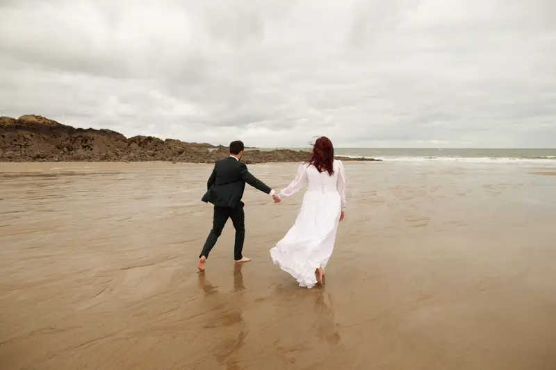 Mariage en Bretagne — CLAIRE Magazine, April 2026
